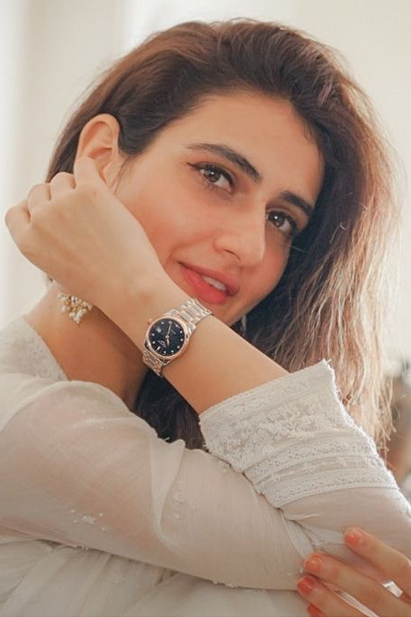 Fatima Sana Shaikh Hd photos - Sakshi13