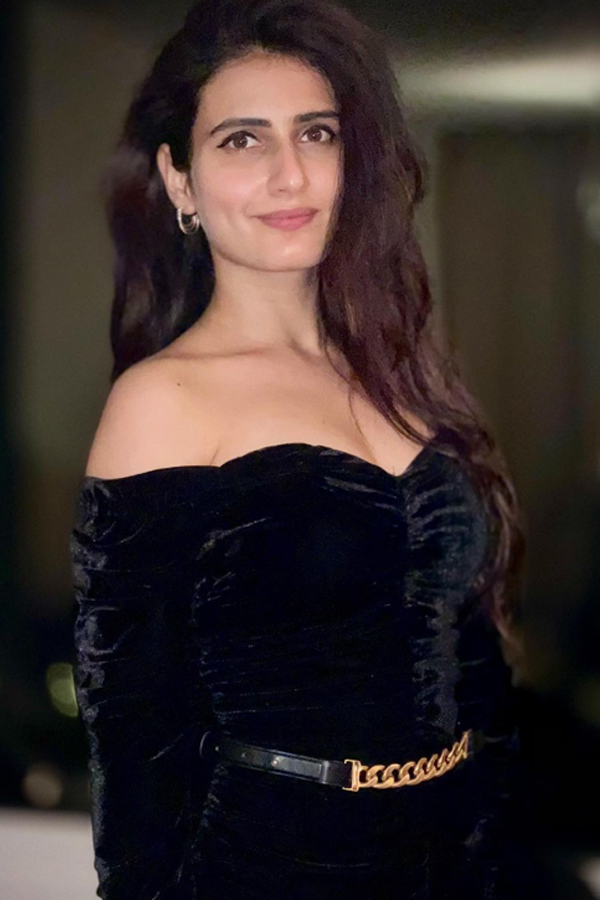 Fatima Sana Shaikh Hd photos - Sakshi14