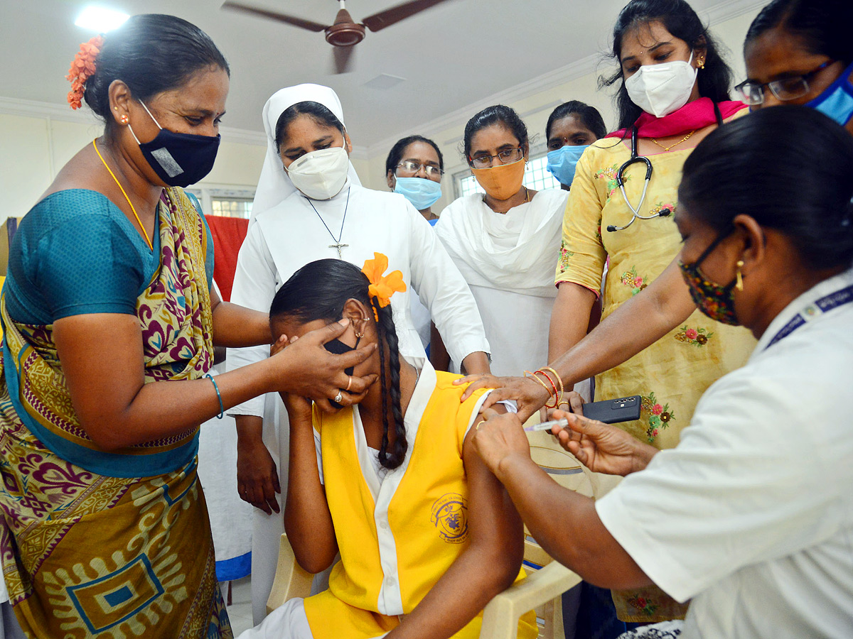 Covid Vaccine in Children in Andhra Pradesh - Sakshi1