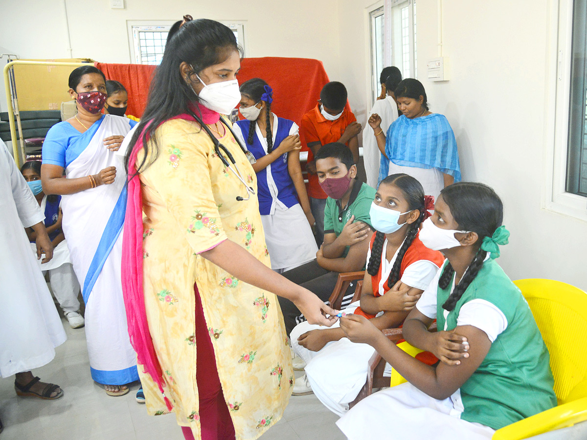 Covid Vaccine in Children in Andhra Pradesh - Sakshi6