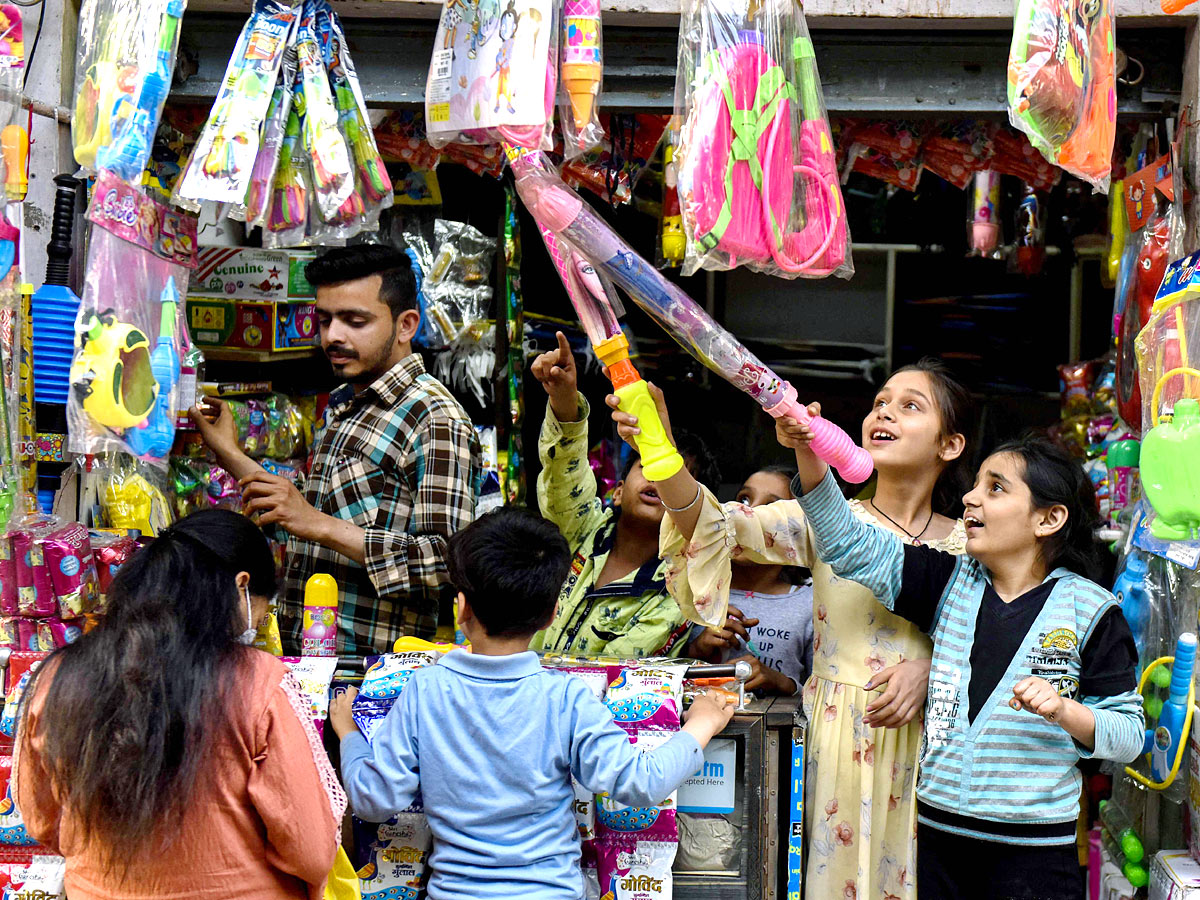 Holi Celebration 2022 HD Photos - Sakshi22