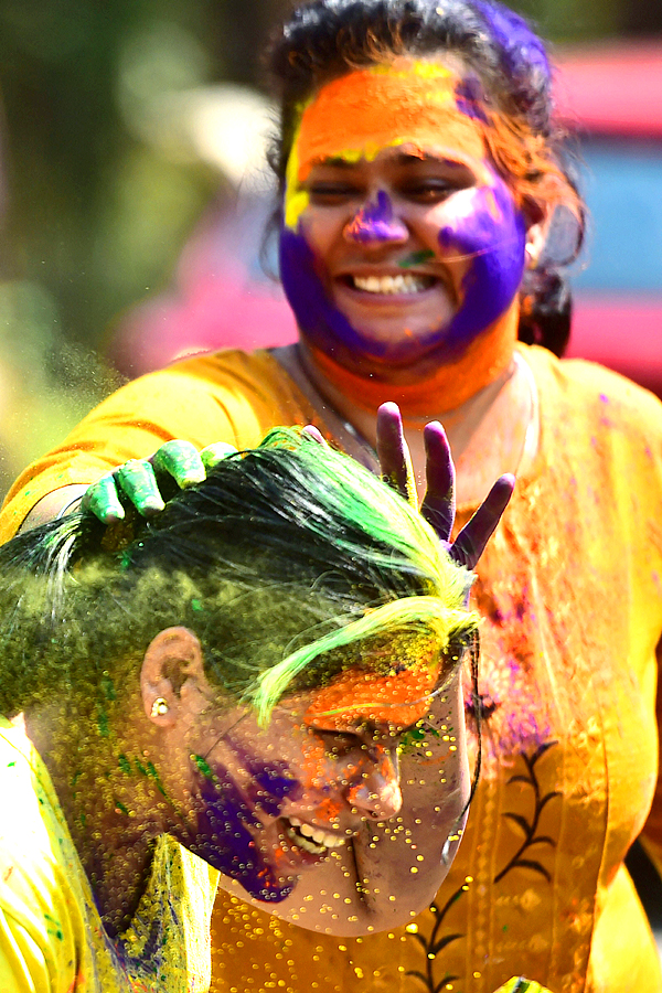 Holi Celebration 2022 HD Photos - Sakshi25