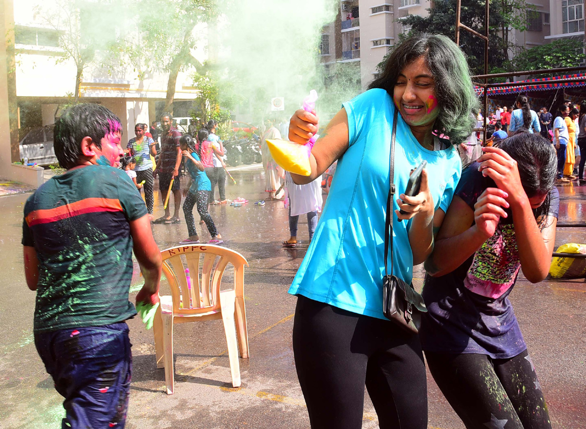 Holi Celebration In Hyderabad - Sakshi16