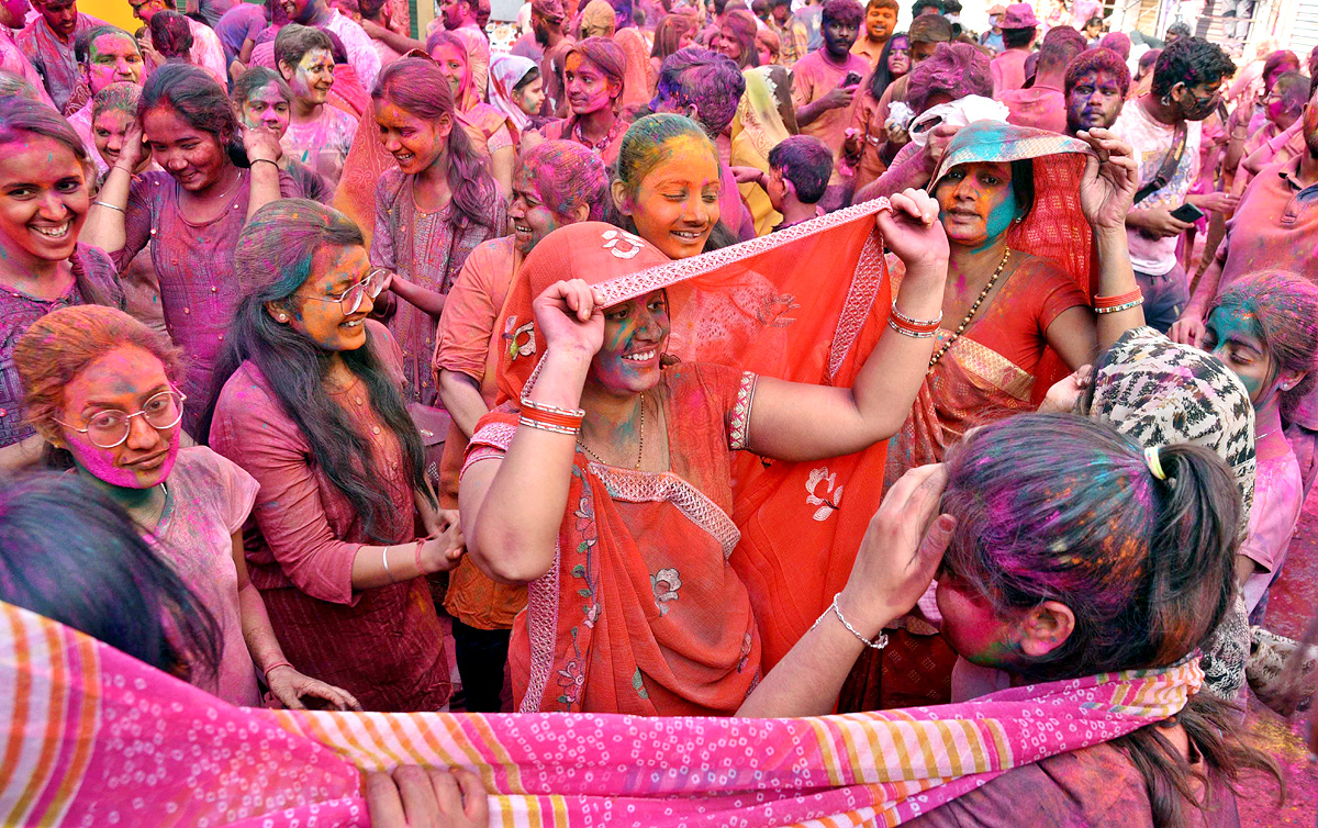 Holi Celebrations In Hyderabad - Sakshi8