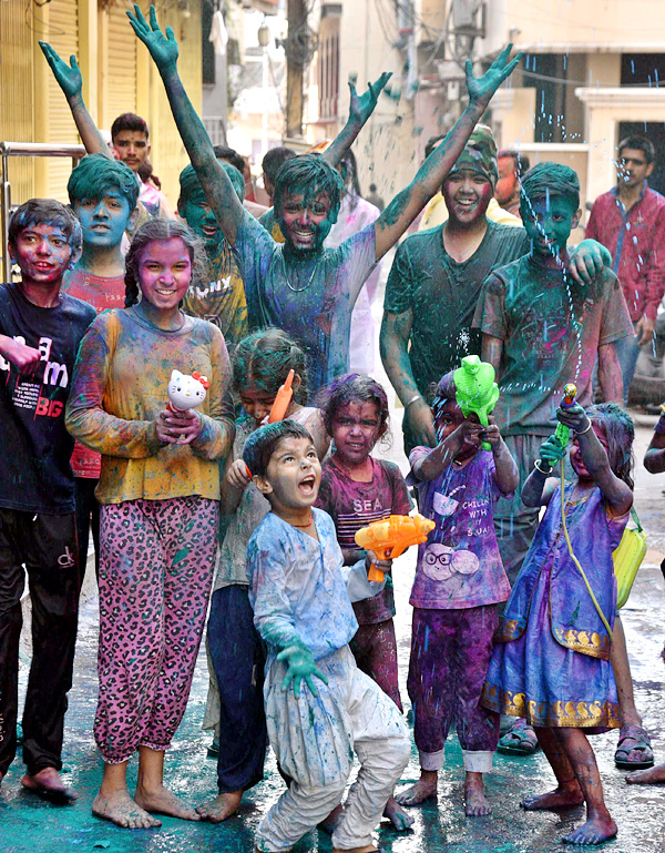 Holi Celebrations In Hyderabad - Sakshi25