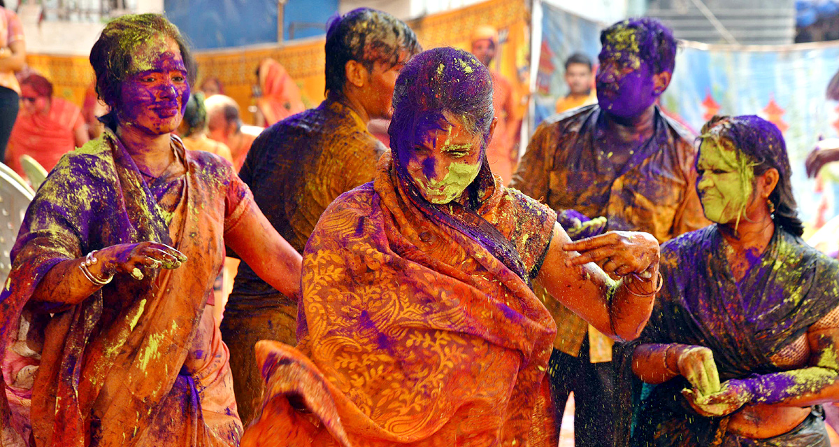 Holi Celebrations In Hyderabad - Sakshi40