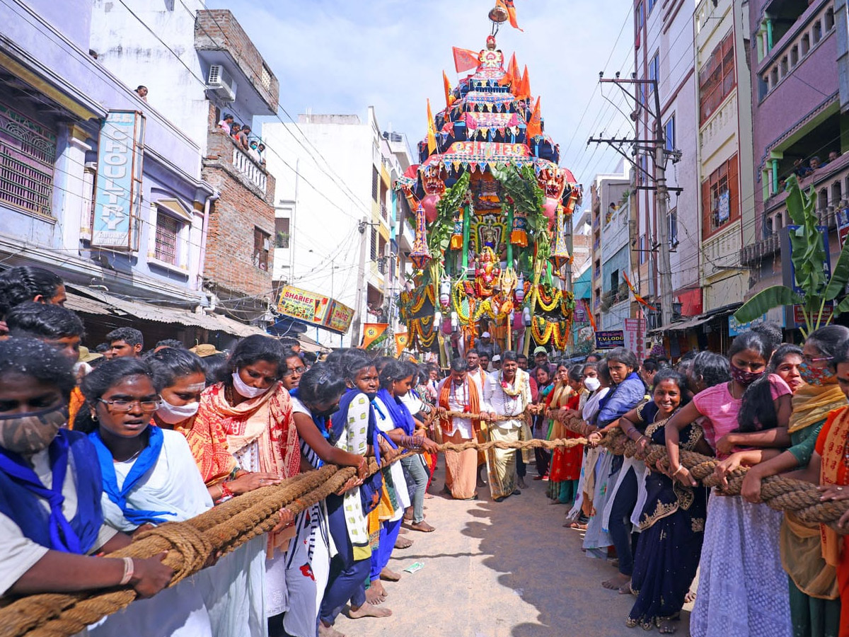 Sri Kalahasti Rathotsavam photo Gallery - Sakshi16