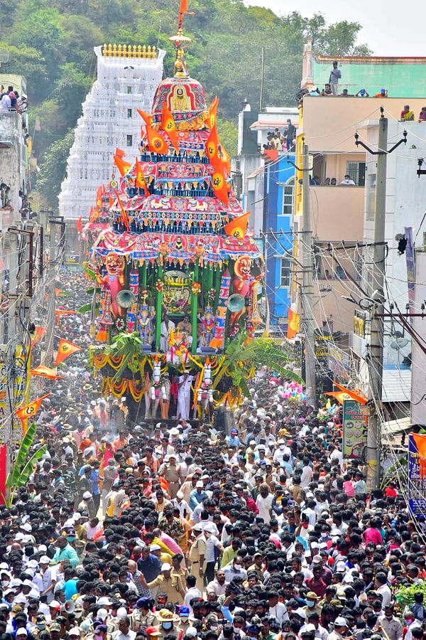 Sri Kalahasti Rathotsavam photo Gallery - Sakshi18
