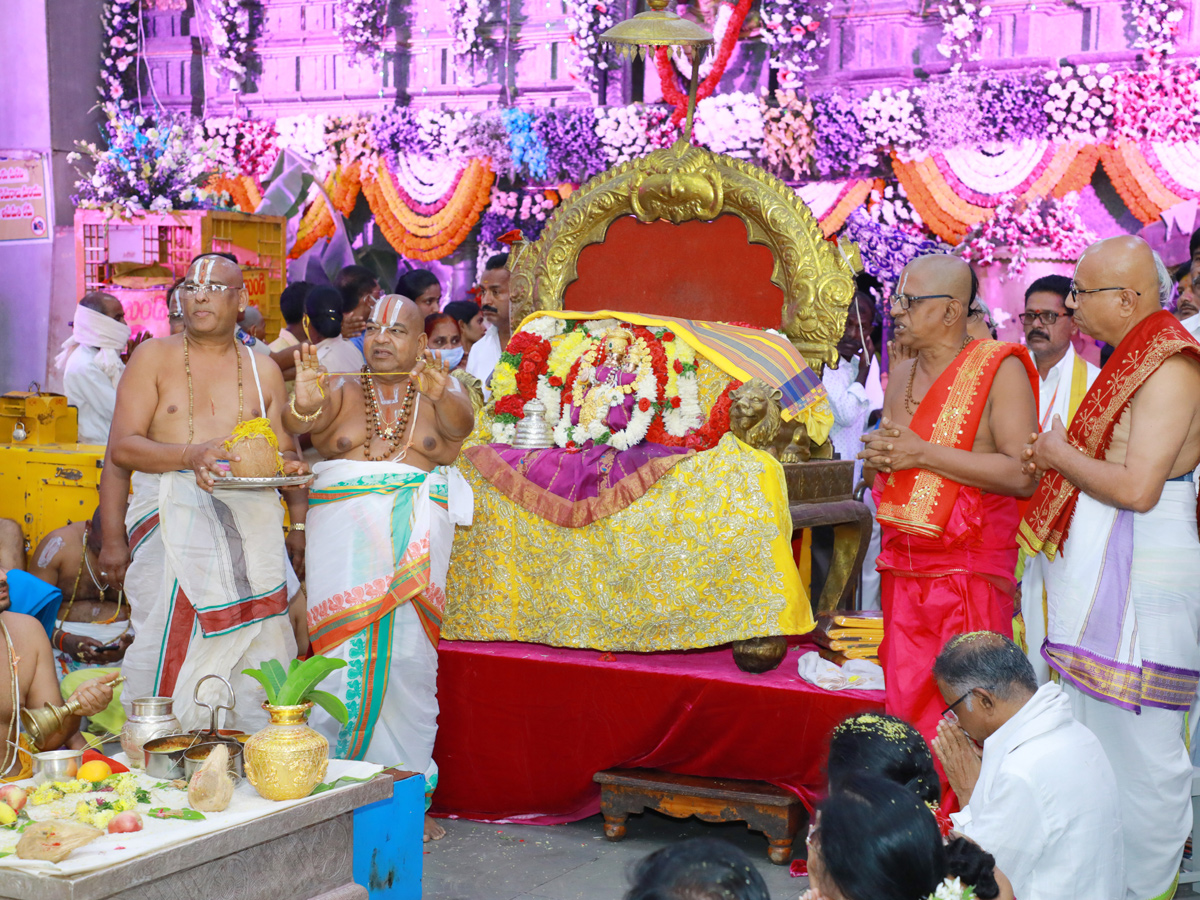 Panchkundatma Mahayagam in Yadadri Temple Photo Gallery - Sakshi12