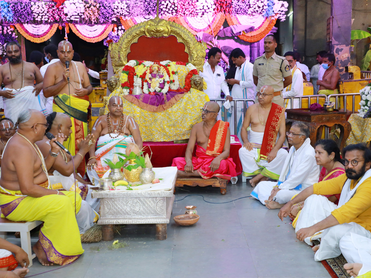 Panchkundatma Mahayagam in Yadadri Temple Photo Gallery - Sakshi15