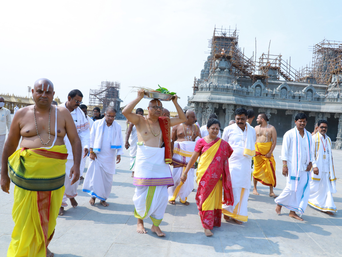 Panchkundatma Mahayagam in Yadadri Temple Photo Gallery - Sakshi17