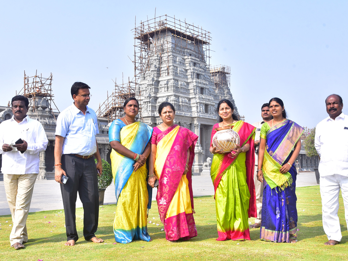 Panchkundatma Mahayagam in Yadadri Temple Photo Gallery - Sakshi21