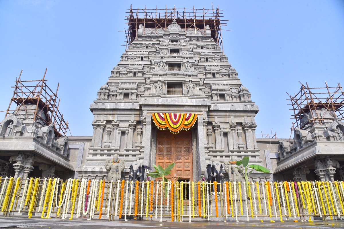 Yadadri Temple in Telangana  - Sakshi11