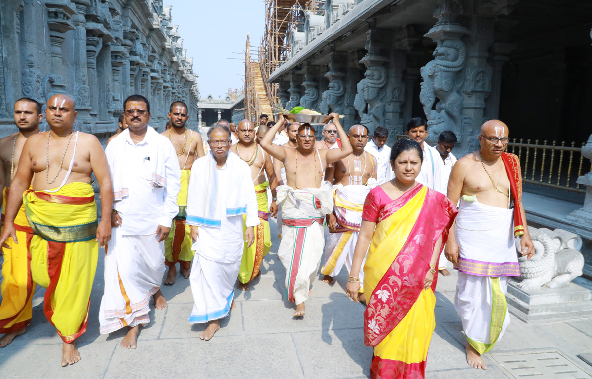 Yadadri Temple in Telangana  - Sakshi5