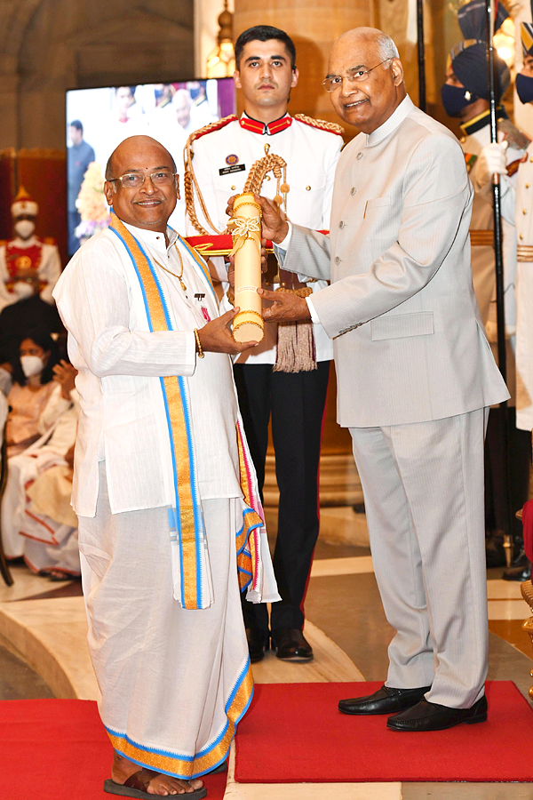 President Kovind Presents Padma Awards at 2022 Ceremony - Sakshi3