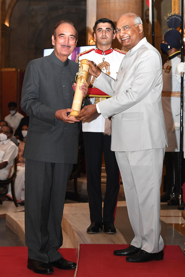 President Kovind Presents Padma Awards at 2022 Ceremony - Sakshi5