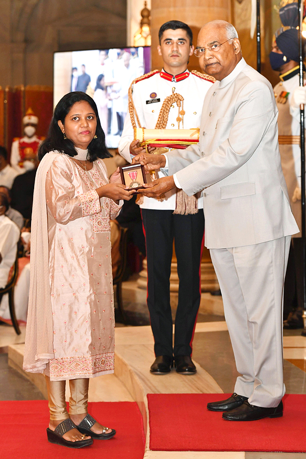 President Kovind Presents Padma Awards at 2022 Ceremony - Sakshi11