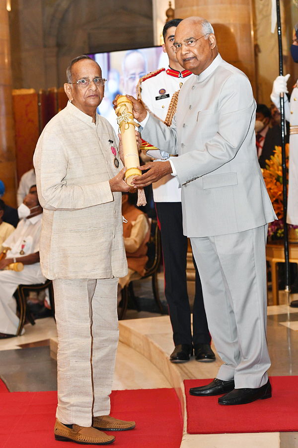 President Kovind Presents Padma Awards at 2022 Ceremony - Sakshi19