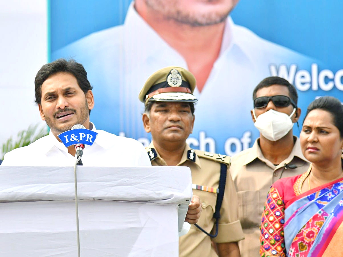 CM YS Jagan launches Disha Patrolling Vehicles  - Sakshi10