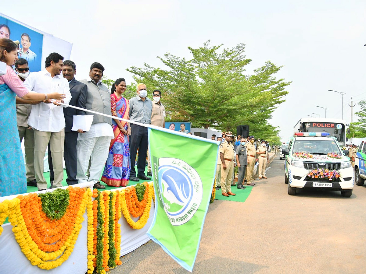 CM YS Jagan launches Disha Patrolling Vehicles  - Sakshi2