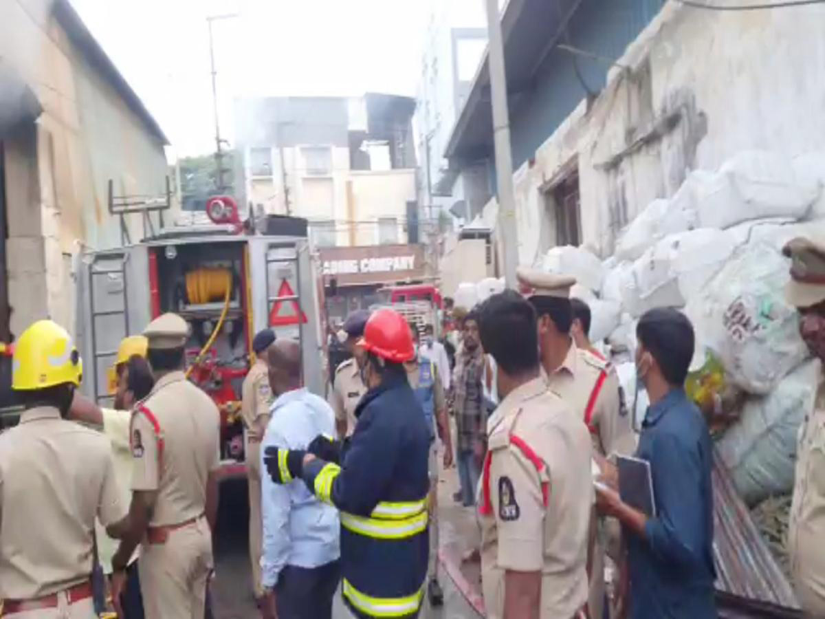 Hyderabad Fire Accident In Bhoiguda Timber Depot Photo Gallery - Sakshi10