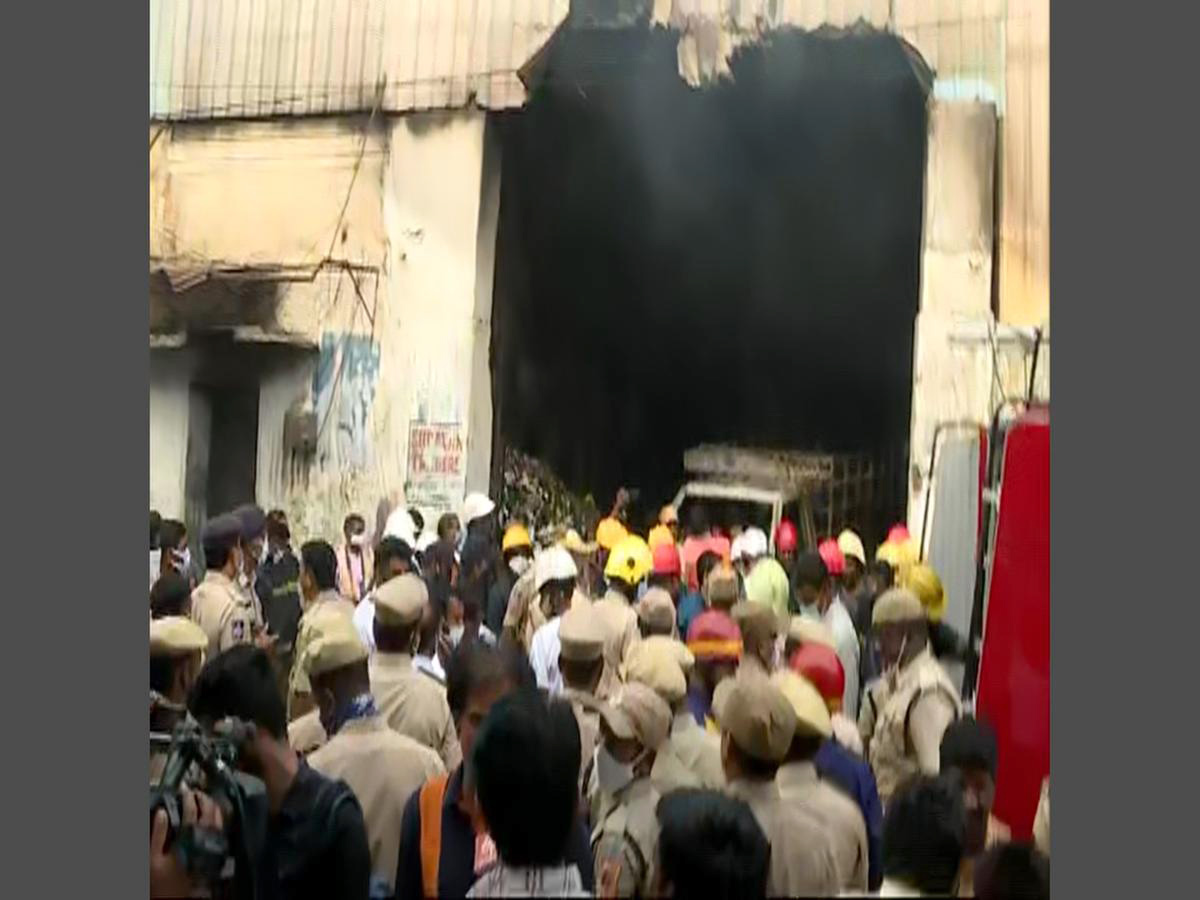 Hyderabad Fire Accident In Bhoiguda Timber Depot Photo Gallery - Sakshi8