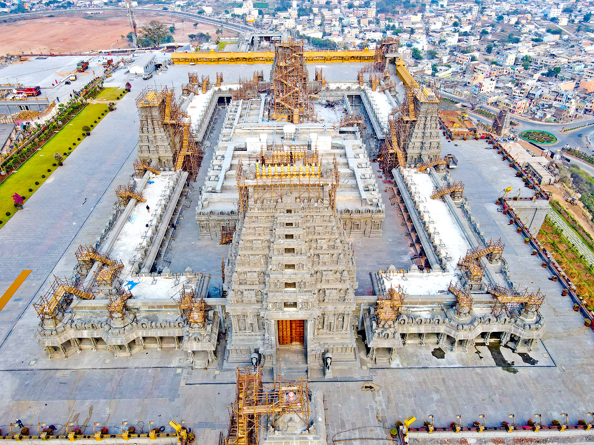 Sri Lakshmi Narasimha Swamy Temple Photos  - Sakshi1