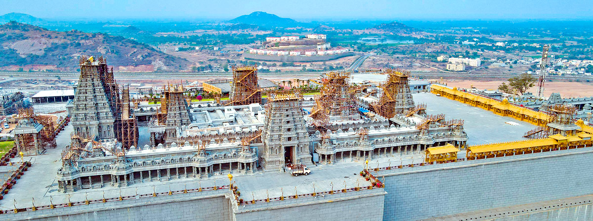 Sri Lakshmi Narasimha Swamy Temple Photos  - Sakshi18