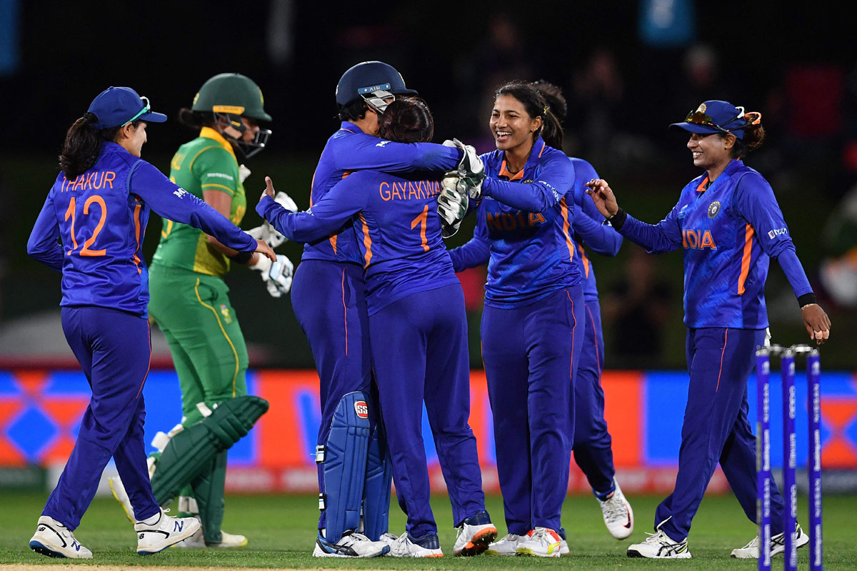 INDvsSA South Africa Women won by 3 wkts - Sakshi11