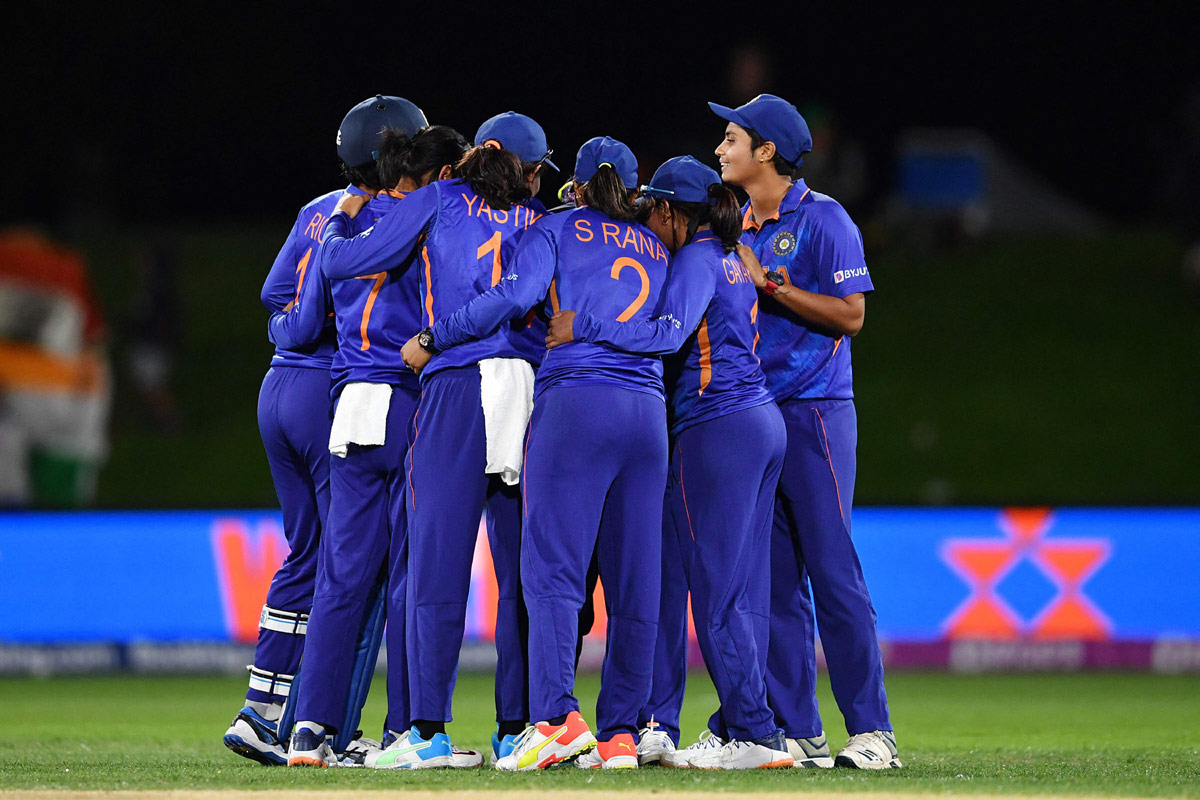 INDvsSA South Africa Women won by 3 wkts - Sakshi14