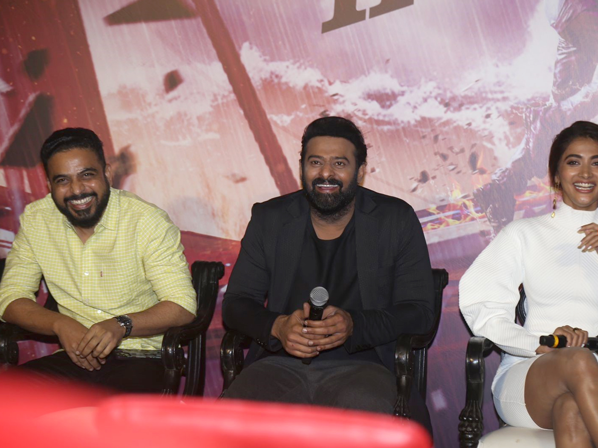 Radhe Shyam Trailer Launch In Mumbai Photo Gallery - Sakshi12