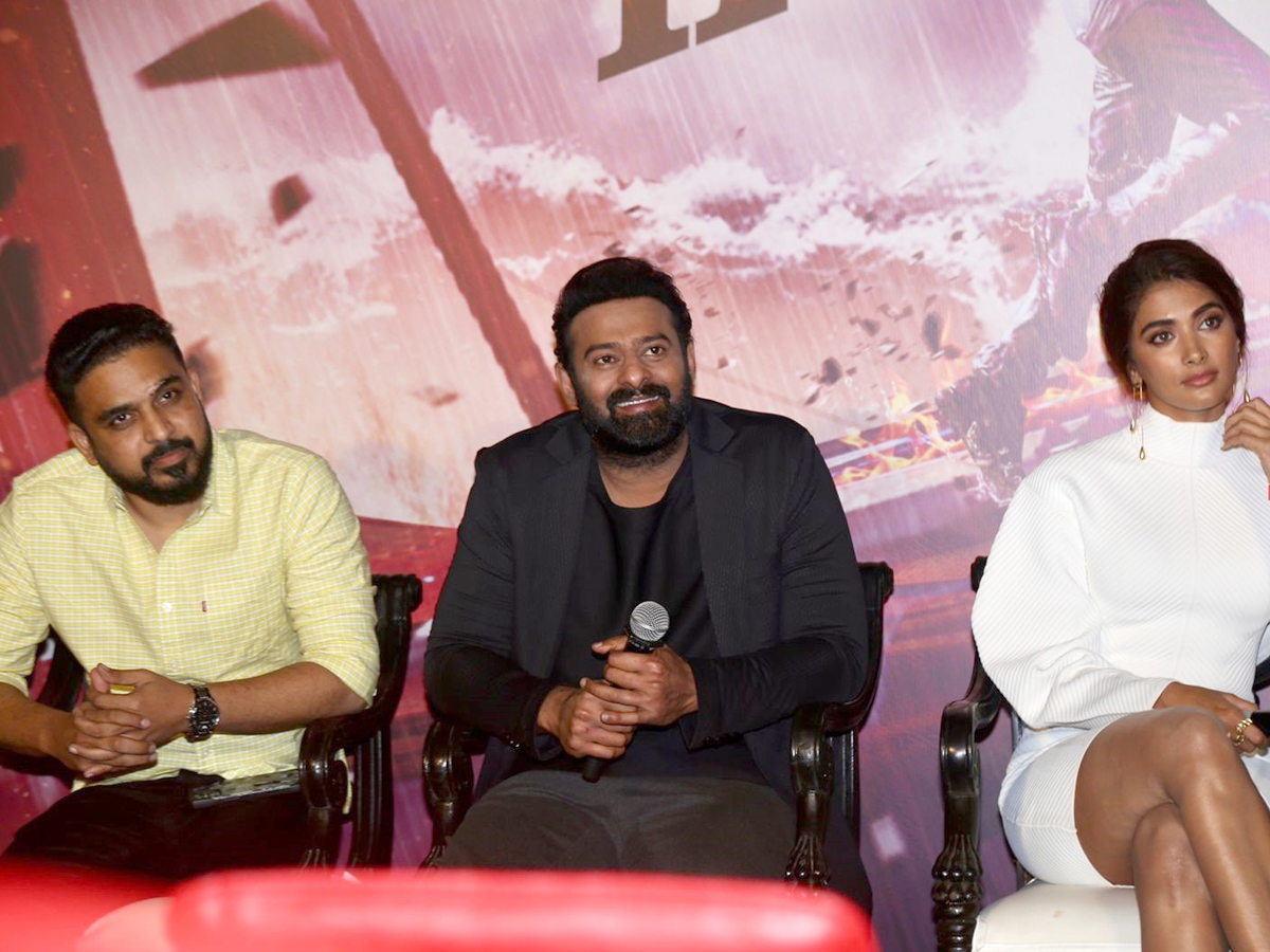 Radhe Shyam Trailer Launch In Mumbai Photo Gallery - Sakshi15