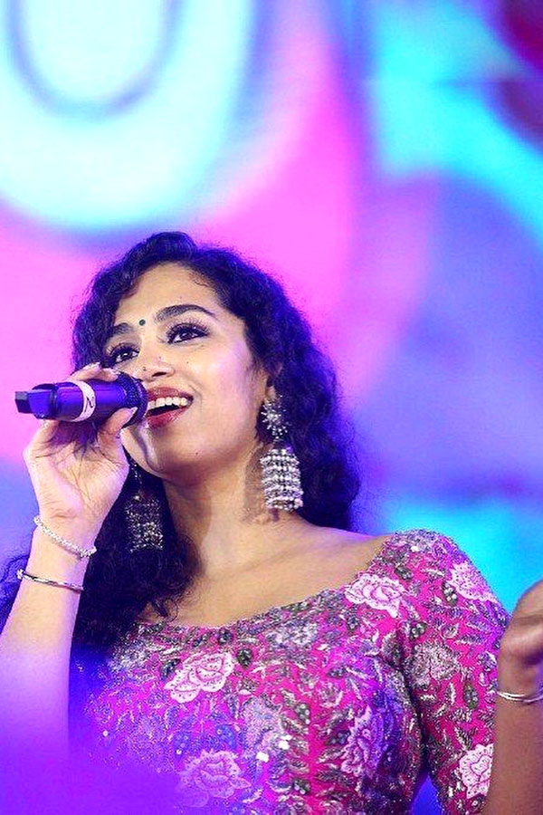 Singer Manisha Eerabathini Photo Gallery - Sakshi10