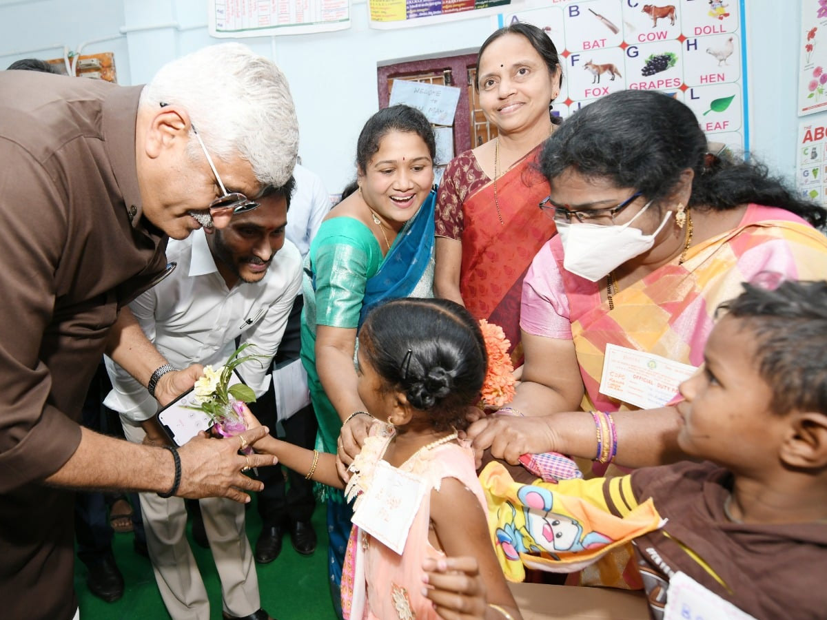 CM YS Jagan Union Minister Gajendra Singh Shekawat Visit to Polavaram Photo Gallery - Sakshi26