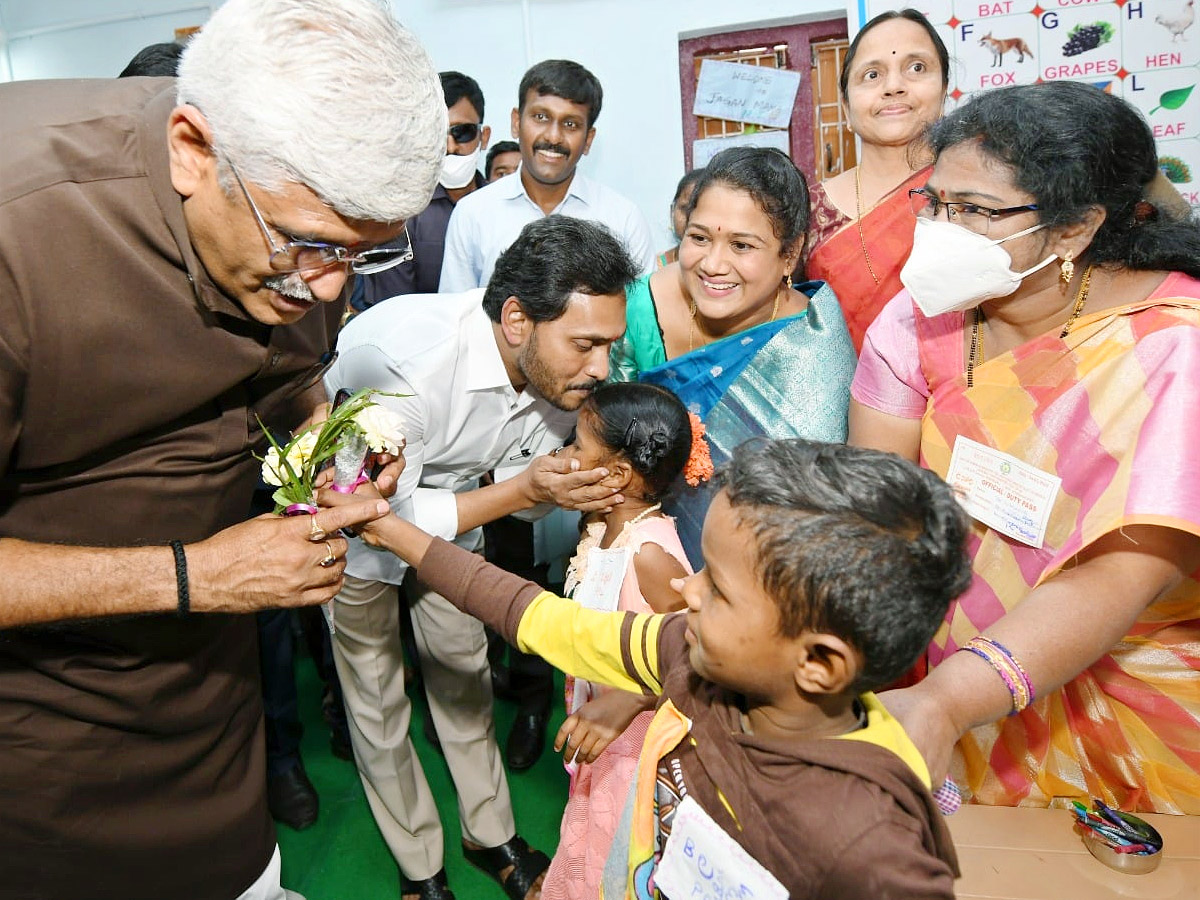 CM YS Jagan Union Minister Gajendra Singh Shekawat Visit to Polavaram Photo Gallery - Sakshi28