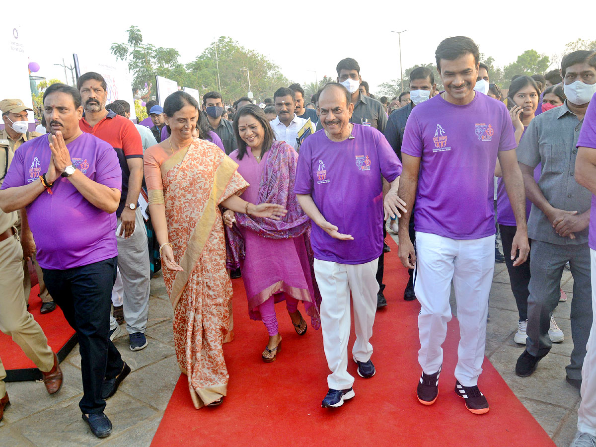 5K, 2K Run At Necklace Road Eve Of Women's Day 2022 Photo Gallery - Sakshi1