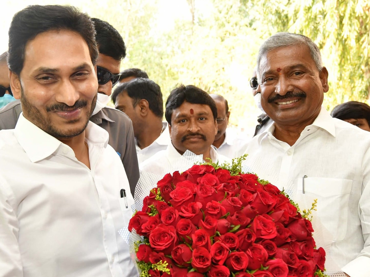 CM YS Jagan Participates in International Womens Day Celebrations in Vijayawada photo Gallery - Sakshi18