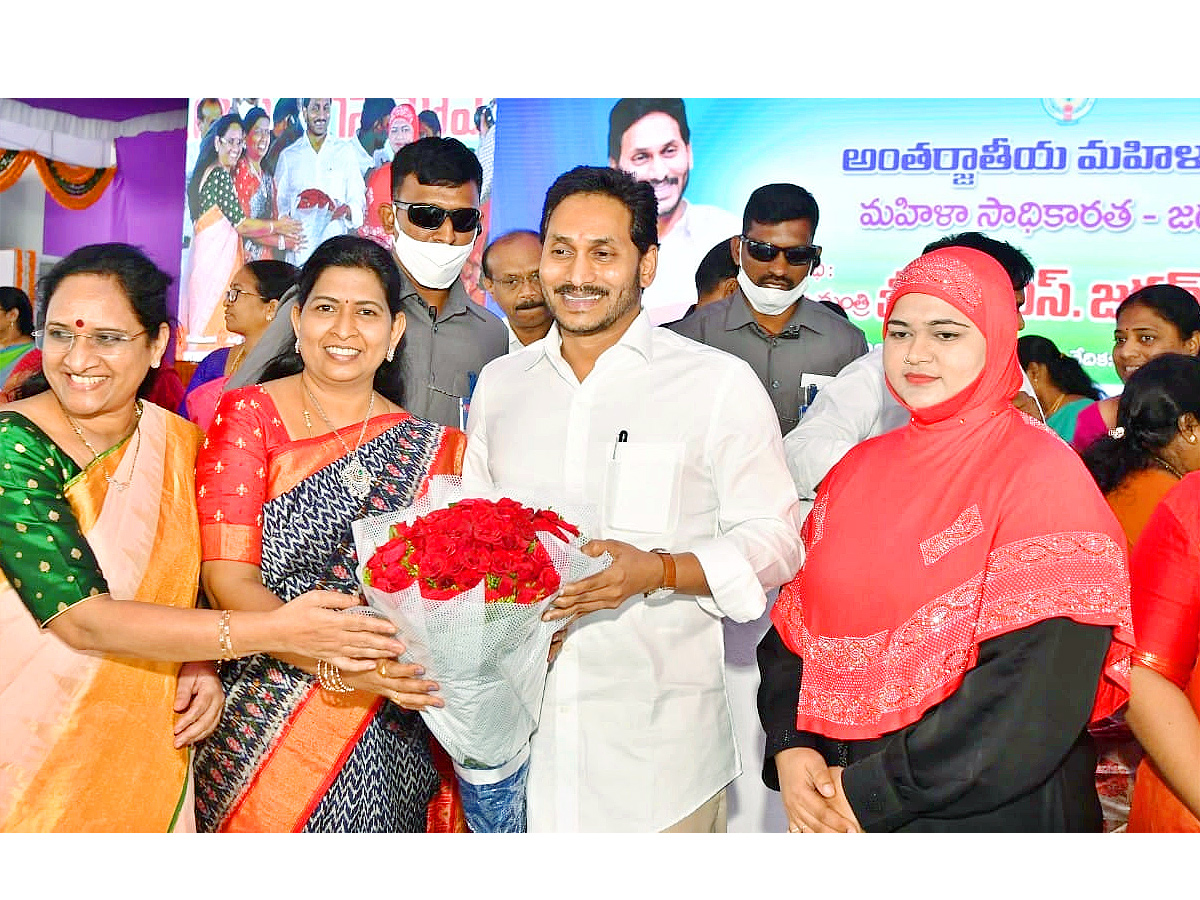 CM YS Jagan Participates in International Womens Day Celebrations in Vijayawada photo Gallery - Sakshi23