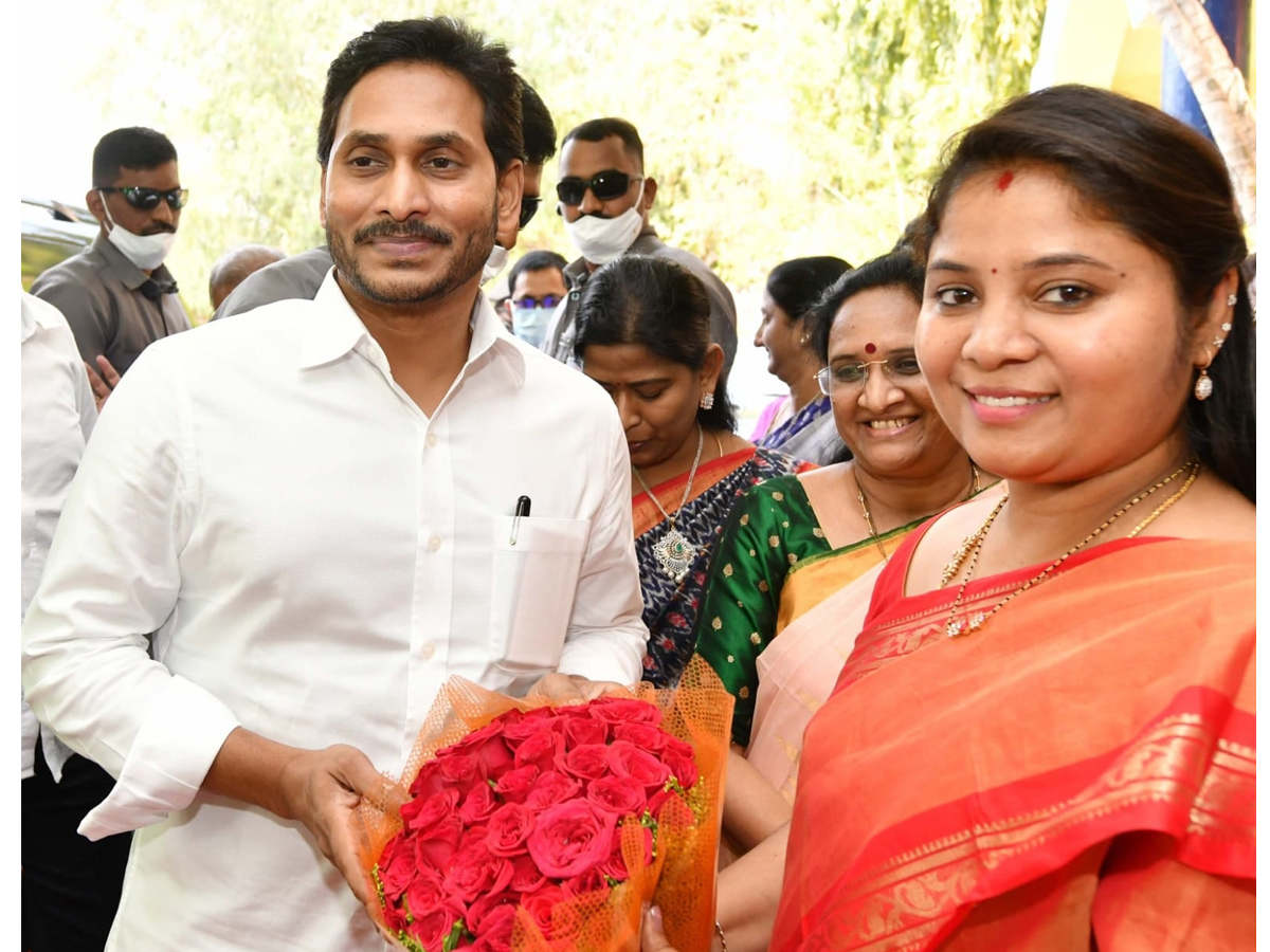 CM YS Jagan Participates in International Womens Day Celebrations in Vijayawada photo Gallery - Sakshi26