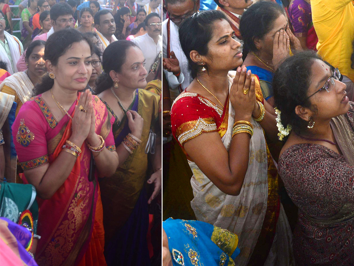  SriRama Navami Celebrations In Bhadradri Photo Gallery - Sakshi8