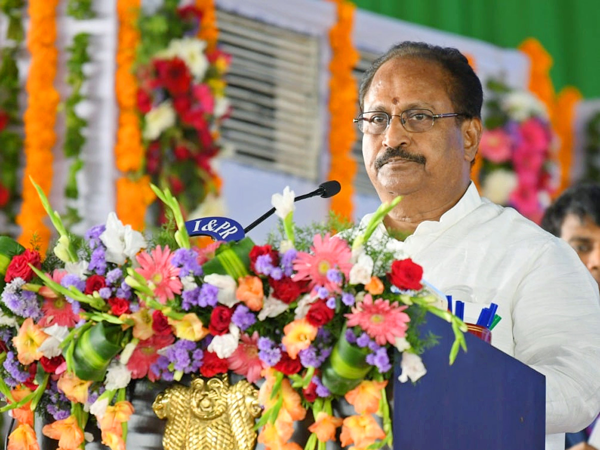 AP New Cabinet Ministers Swearing In Ceremony - Sakshi15