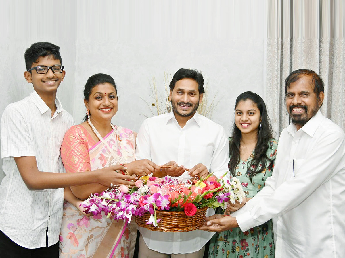 AP New Minsiters Meet CM Jagan For Special Thanking Photos - Sakshi1