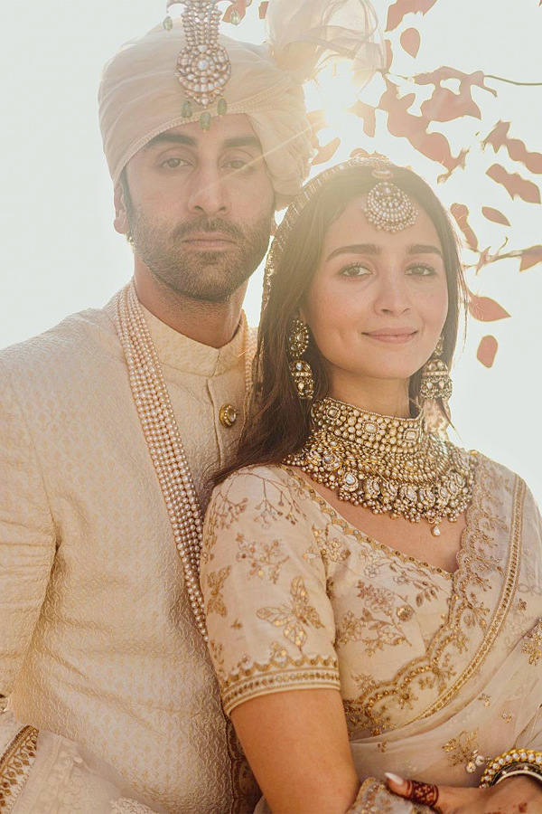 Alia Bhatt Ranbir Kapoor Wedding Photos - Sakshi13