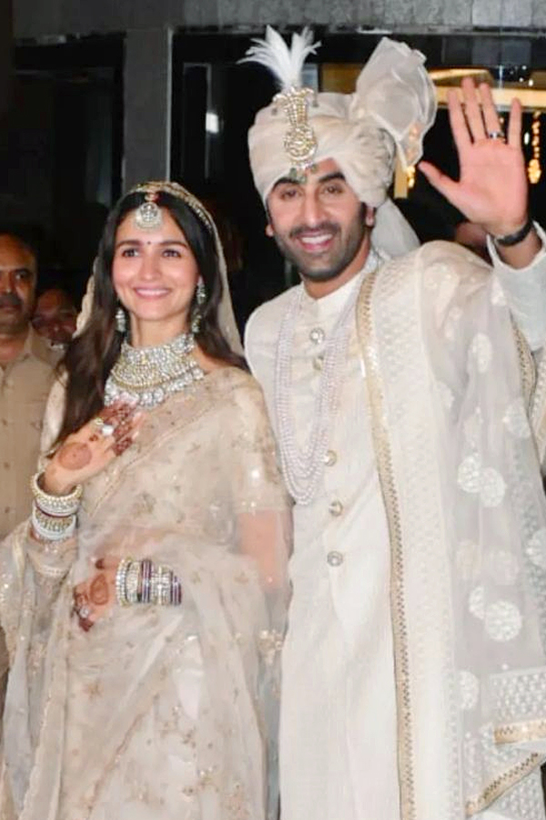 Alia Bhatt Ranbir Kapoor Wedding Photos - Sakshi20