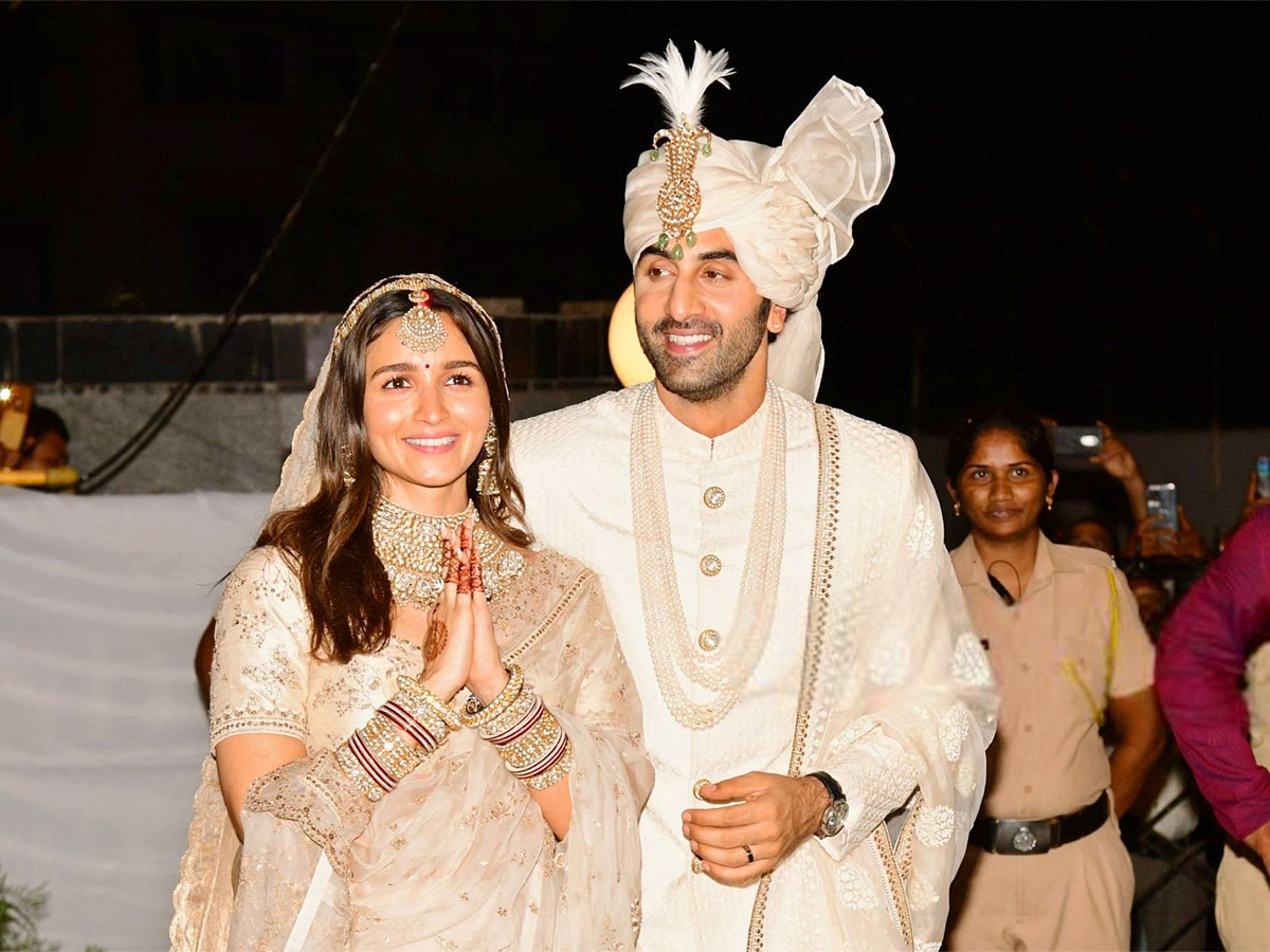 Alia Bhatt Ranbir Kapoor Wedding Photos - Sakshi1