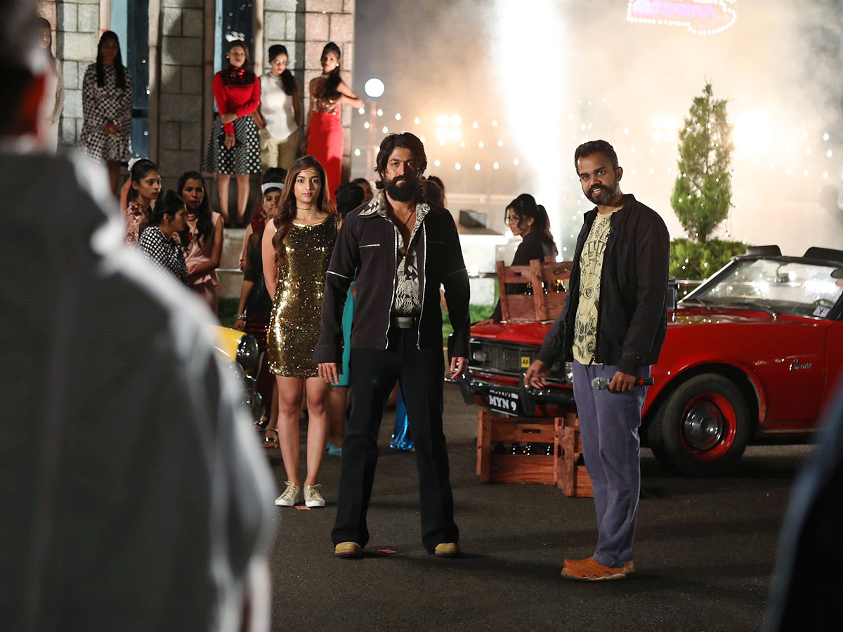 KGF 2 Movie Images HD - Sakshi1