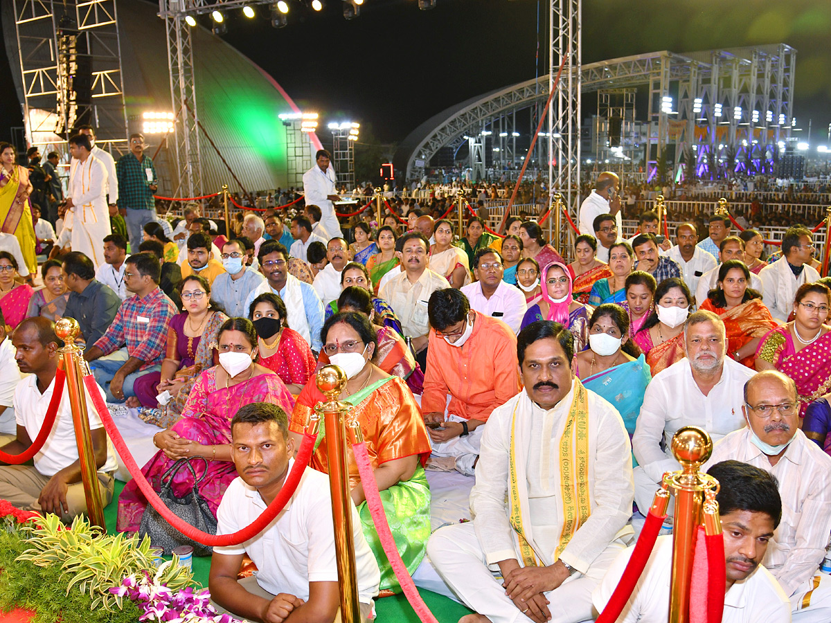 CM Jagan Attend Vontimitta Kodandarama Kalyanam 2022 Photo Gallery - Sakshi16