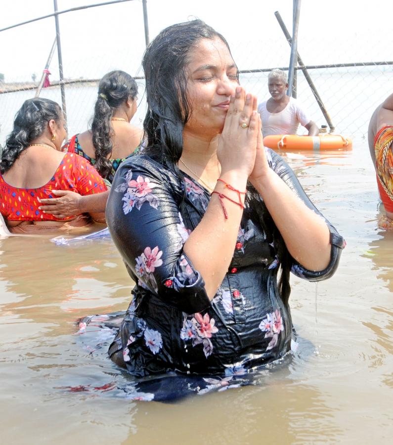 Pranahita Pushkaralu Photos - Sakshi28