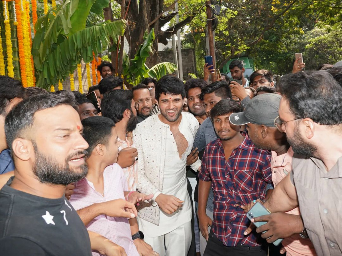 Vijay Devarakonda Samantha Movie Opening - Sakshi9