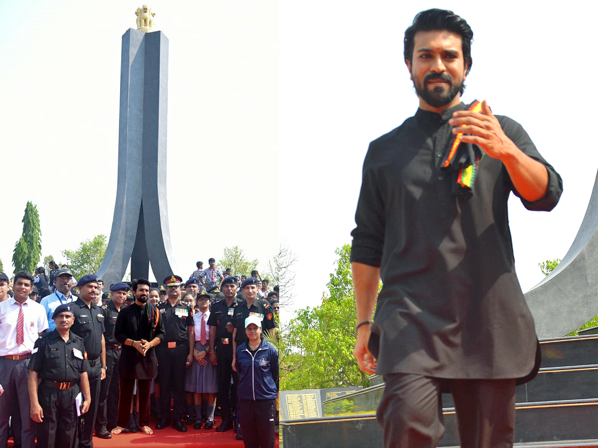 Ram Charan Pays Tribute to Army Jawans at Secunderabad Parade Ground Photo Gallery - Sakshi8